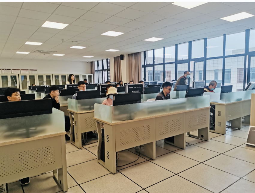 四川吉利学院嵌入式开发实验室交付验收